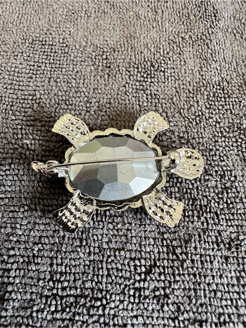 Crystal Turtle Brooch Pin - Silver Tone - Picture 2 of 2